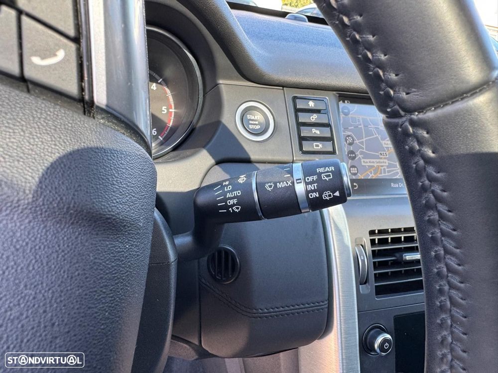 Land Rover Discovery Sport 2.0 eD4 HSE Luxury - 21