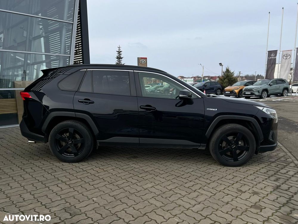Toyota RAV4 2.5 4x4 Hybrid Team Deutschland - 2