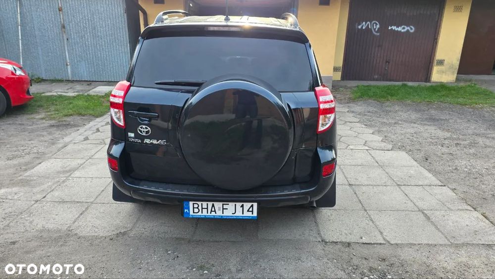 Toyota RAV4 2.2 D-4D Premium - 8