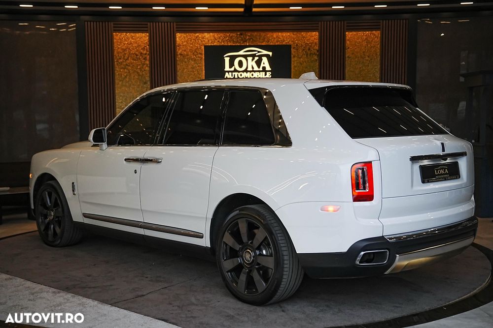 Rolls-Royce Cullinan Standard - 13