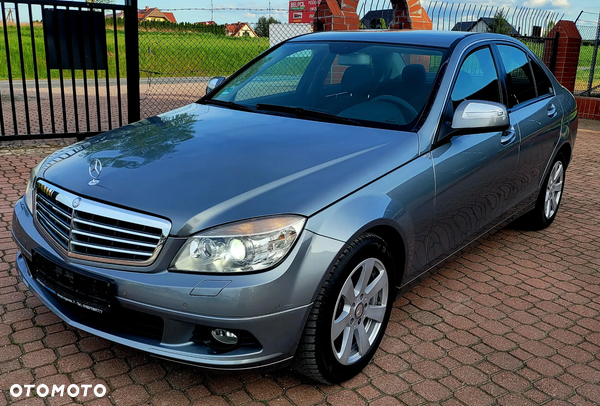 Mercedes-Benz Klasa C 200 CGI BlueEff Classic