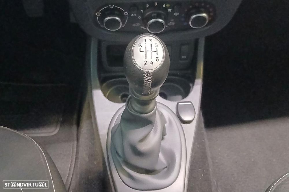 Dacia Duster 1.5 dCi Prestige - 9