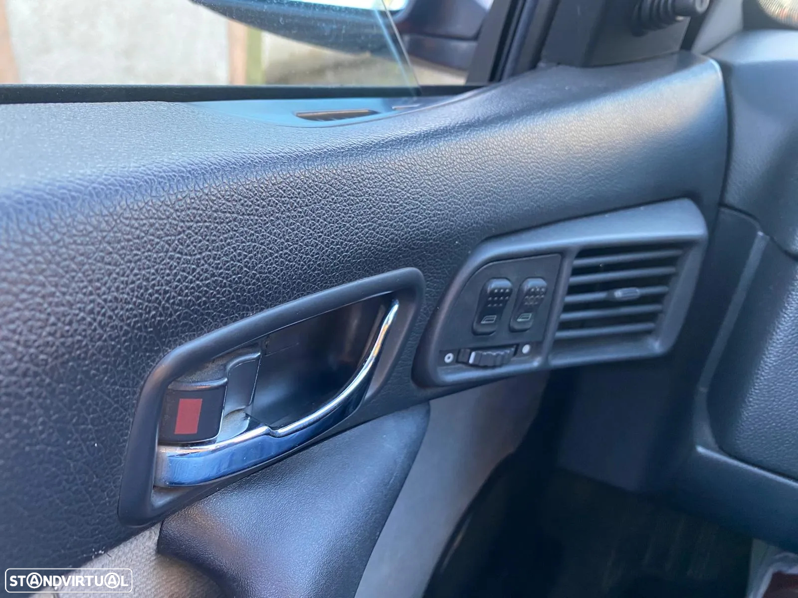 Alfa Romeo 146 1.4 Confort - 8