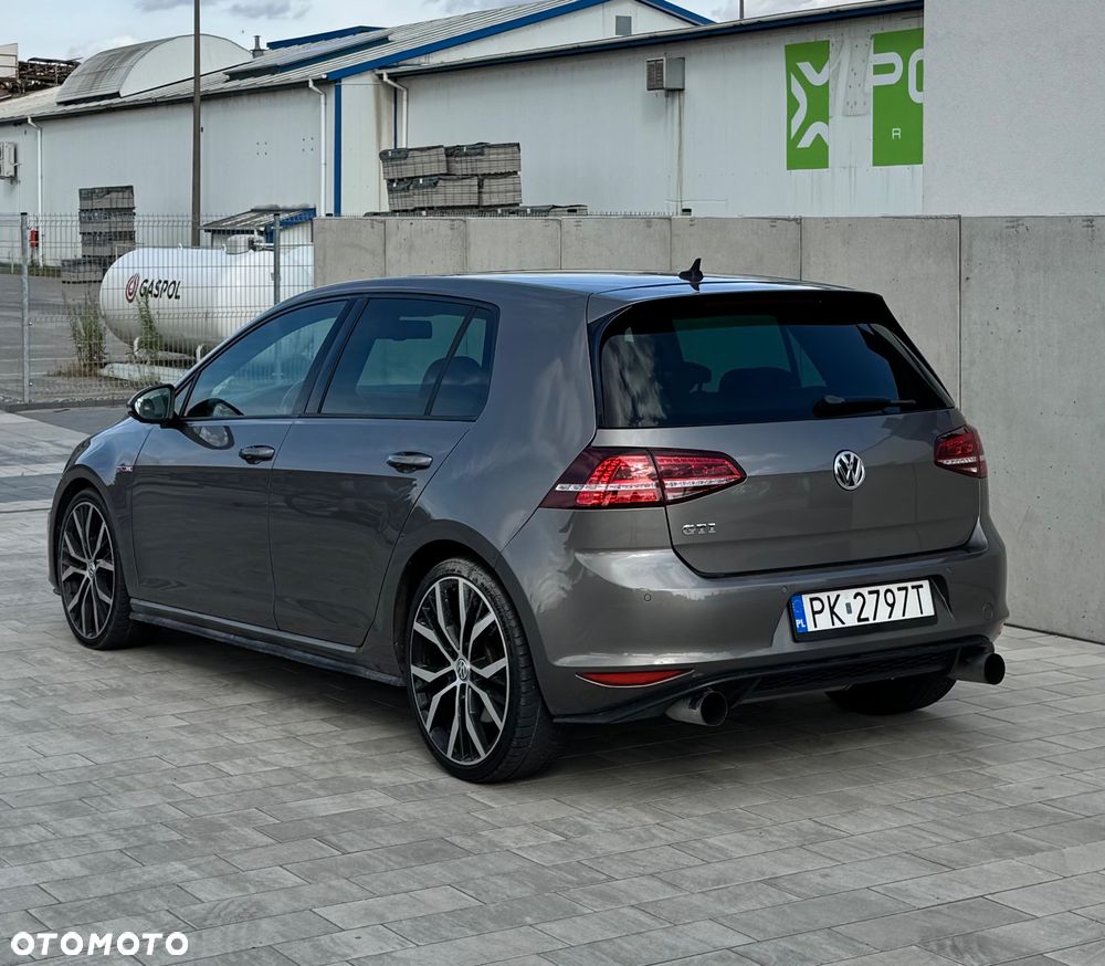 Volkswagen Golf 2.0 TSI BMT GTI Performance DSG - 6