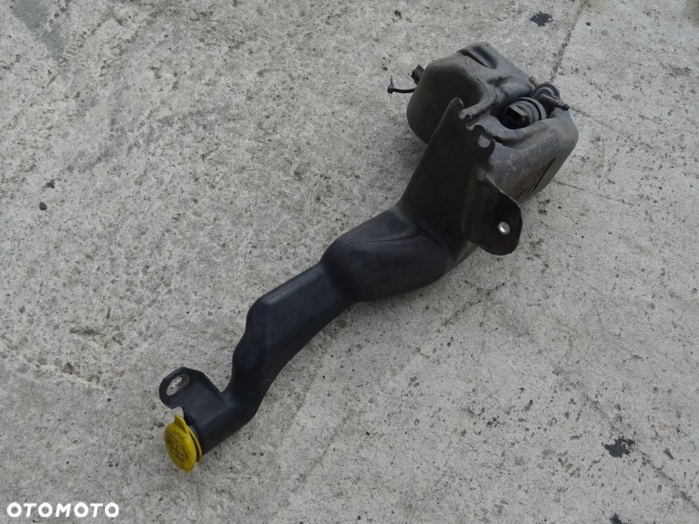 ZBIORNICZKI ZBIORNIK PŁYNU SPRYSKIWACZY ZBIORNICZEK WYRÓWNAWCZY OPEL ASTRA H - 7