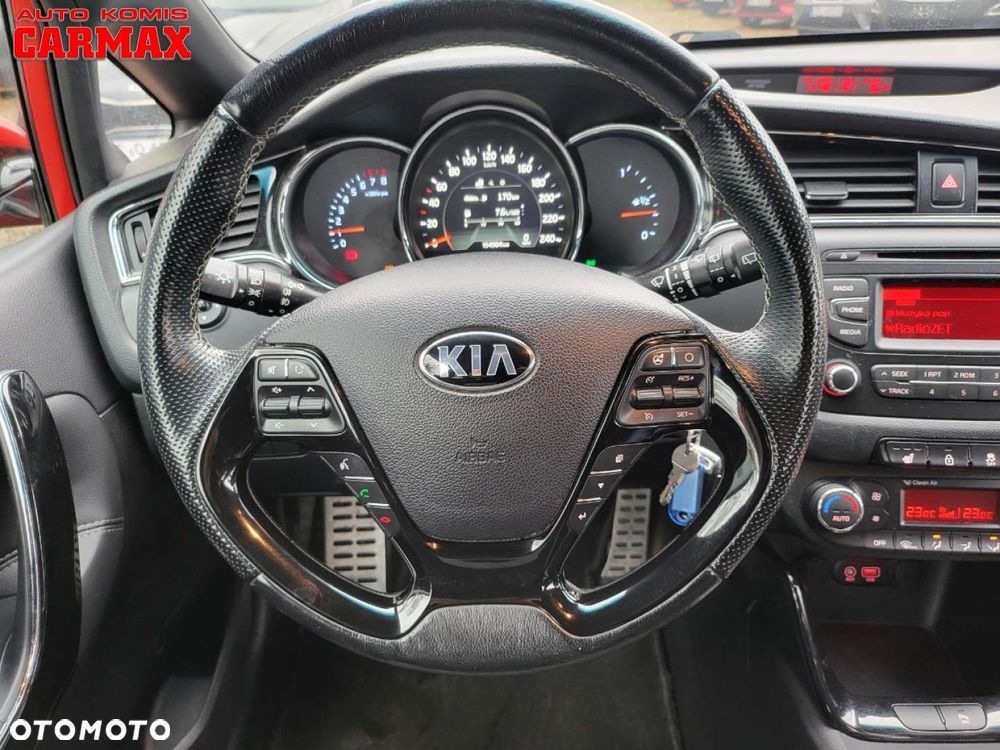 Kia ProCeed - 12