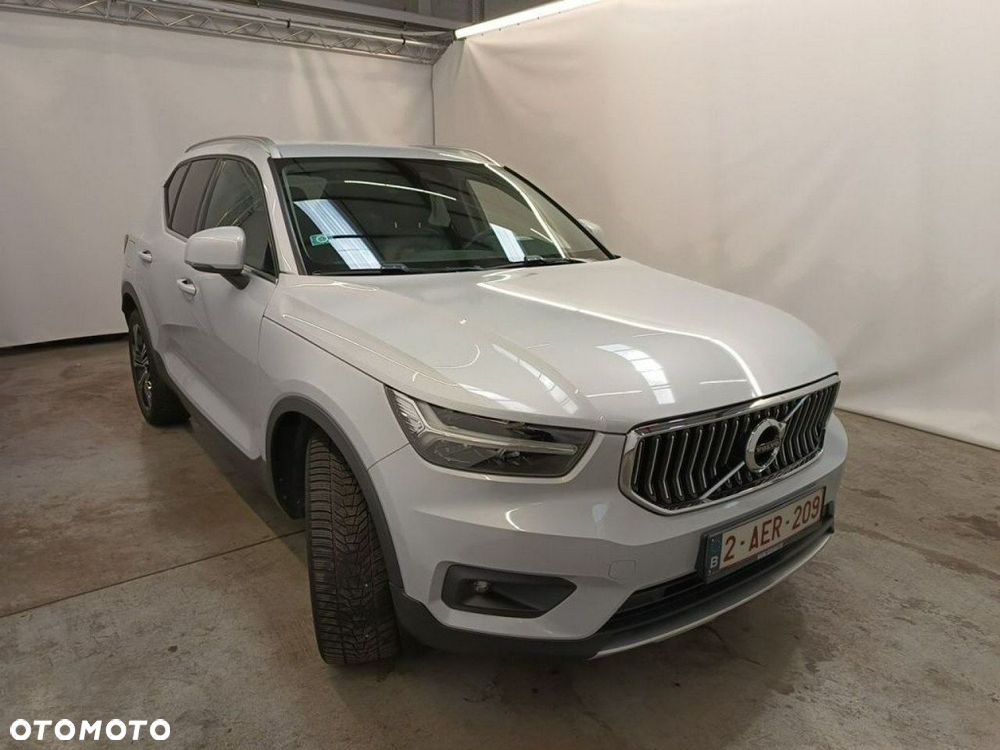 Volvo XC 40 T4 Plug-In Hybrid Inscription - 4