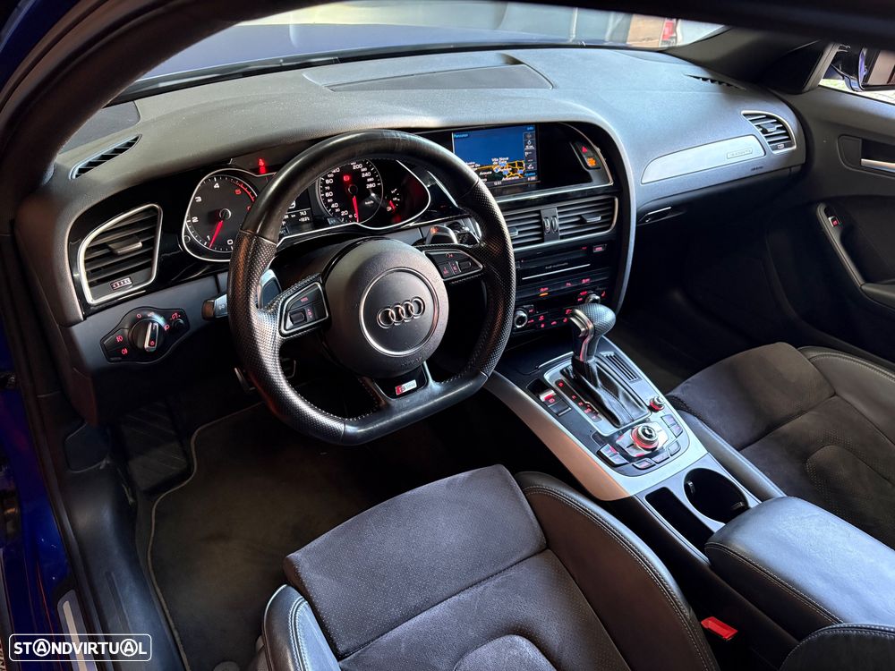 Audi A4 Avant 2.0 TDI DPF clean quattro S tronic S line Sport Pack - 16