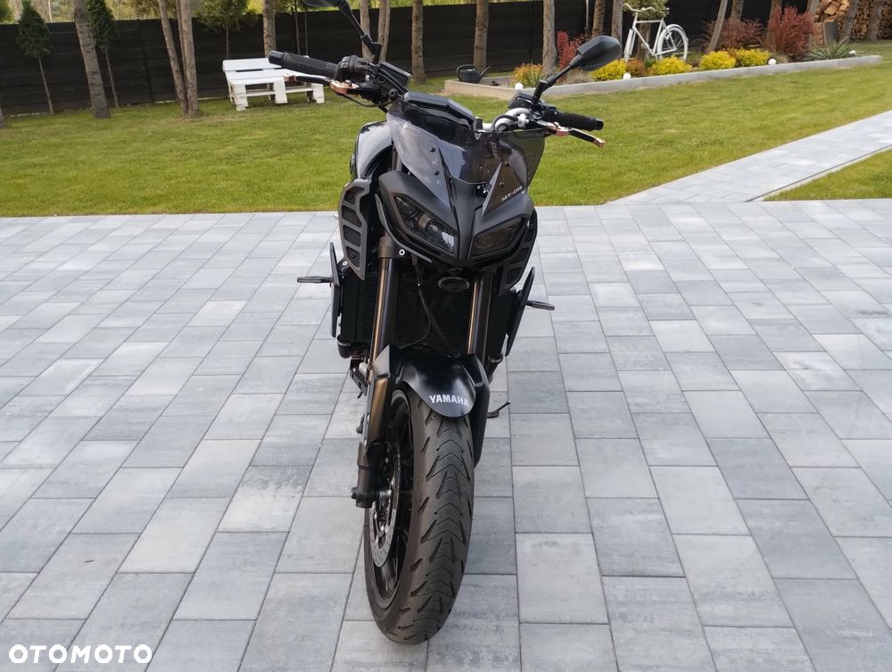 Yamaha MT - 8