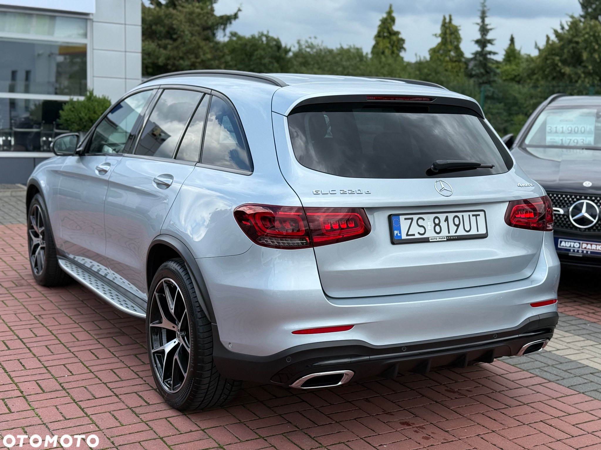 Mercedes-Benz GLC 220 d 4Matic 9G-TRONIC AMG Line Plus - 4