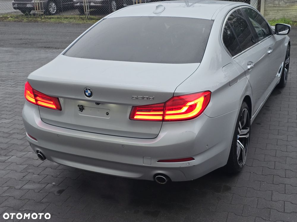 BMW Seria 5 520d - 14