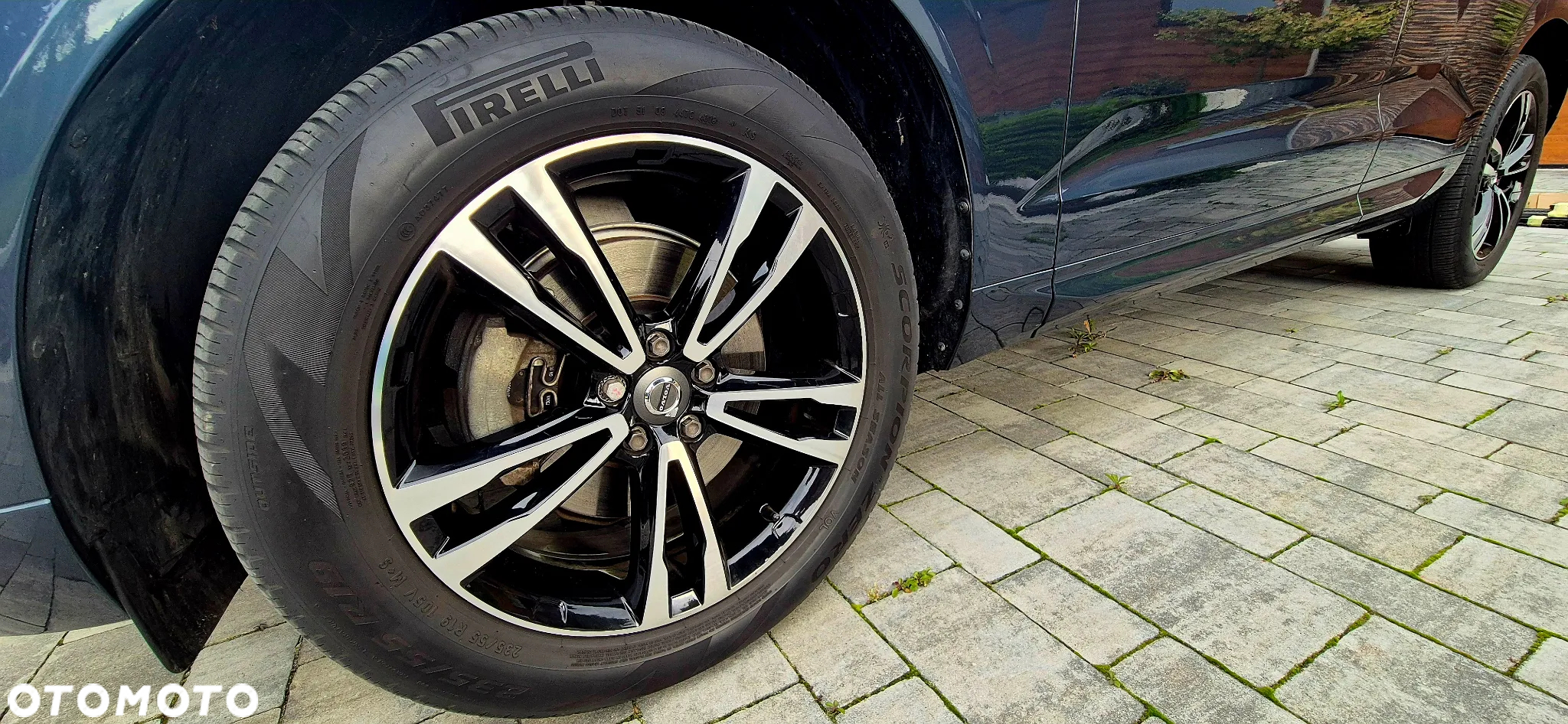 Volvo XC 60 T5 Momentum Pro - 5