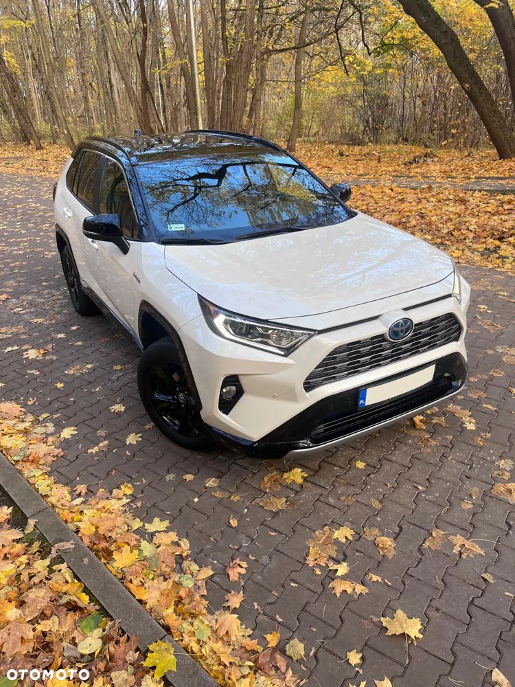 Toyota RAV4 - 1