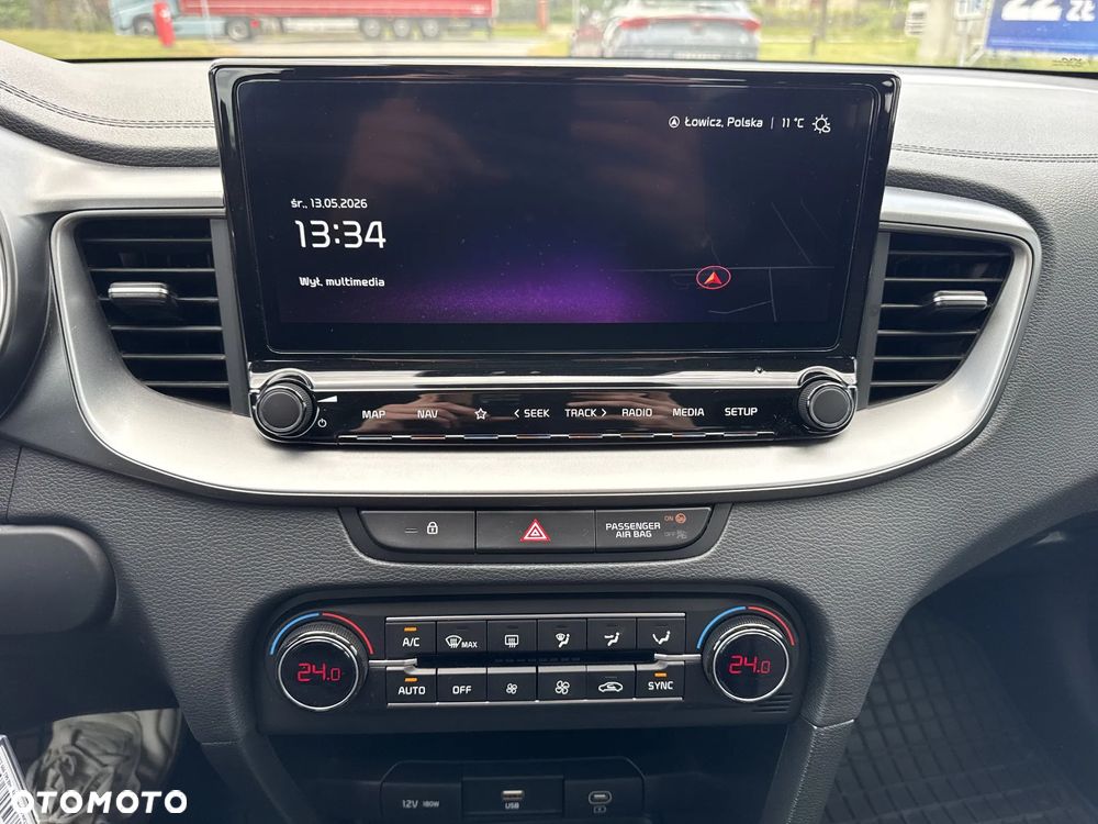 Kia Ceed 1.5 T-GDI M DCT - 23