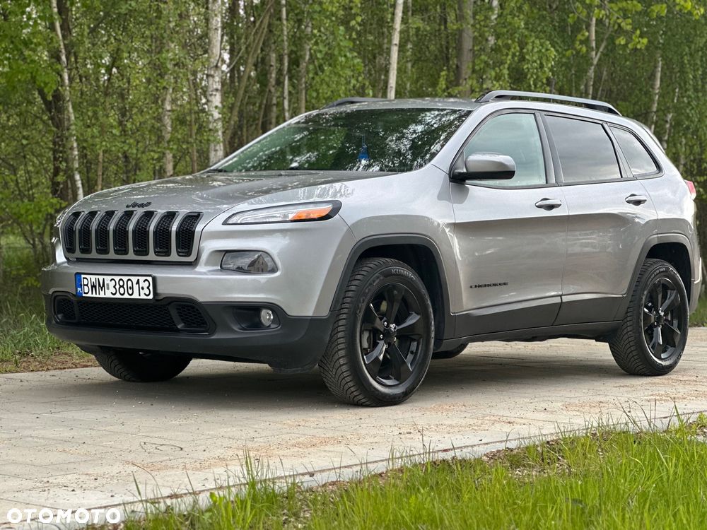 Jeep Cherokee - 4