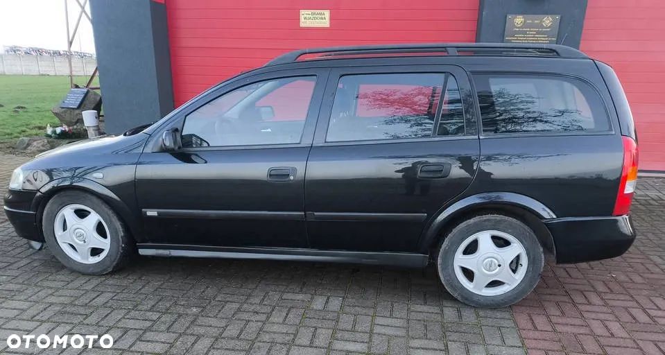 Na części Opel Astra II G kombi 2.0 Diesel lak. Z298 silnik skrzynia biegów zderzak przód tył lampa lewa prawa maska drzwi szyba czołowa karoseryjna klapa bagażnika błotnik fotel kanapa deska rozdzielcza - 3