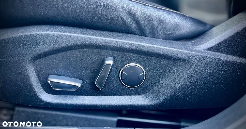 Audi A4 ver-2-0-tfsi-quattro-s-tronic-sport - 18