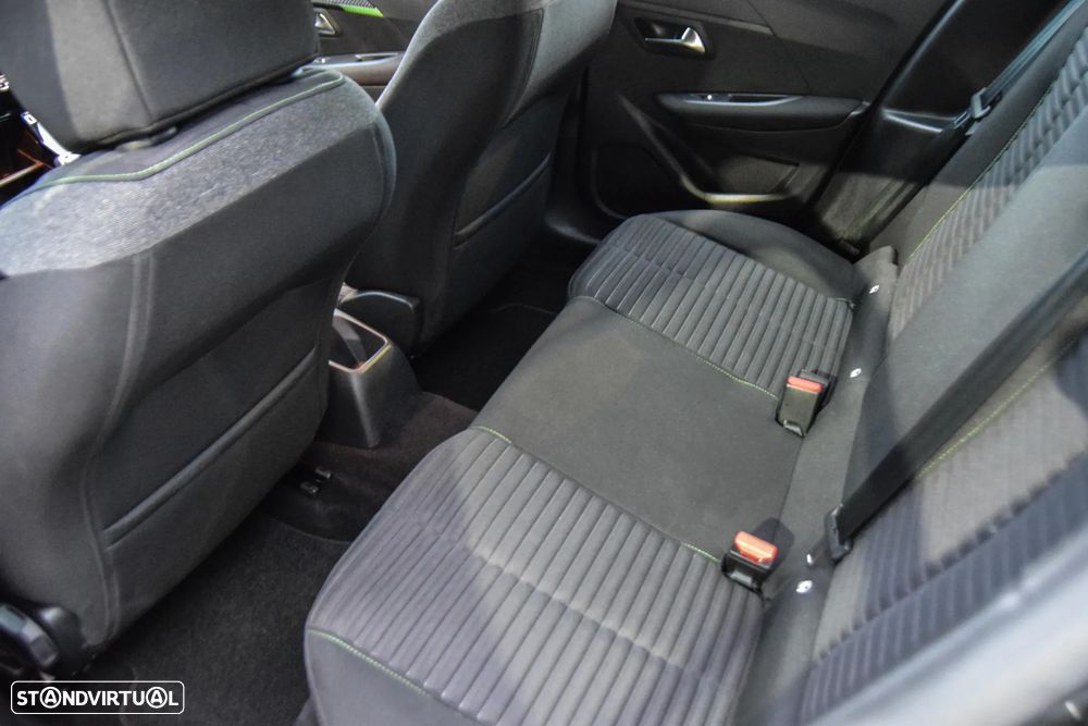 Peugeot 208 1.2 PureTech Active Pack - 8