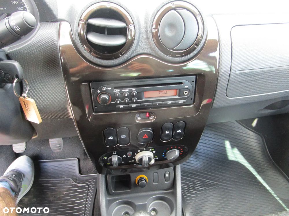 Dacia Duster 1.6 16V 4x2 Prestige - 27