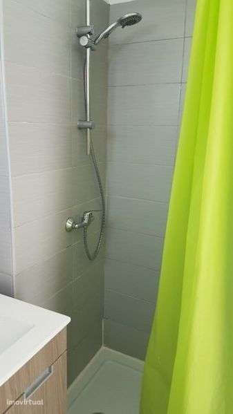 Arrendo T1 equipado e mobilado ate 4 pessoas pessoas em albufeira - Grande imagem: 4/10