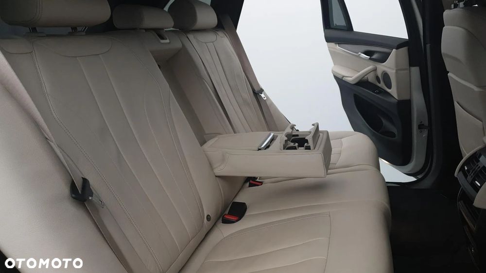 BMW X5 xDrive40e - 28