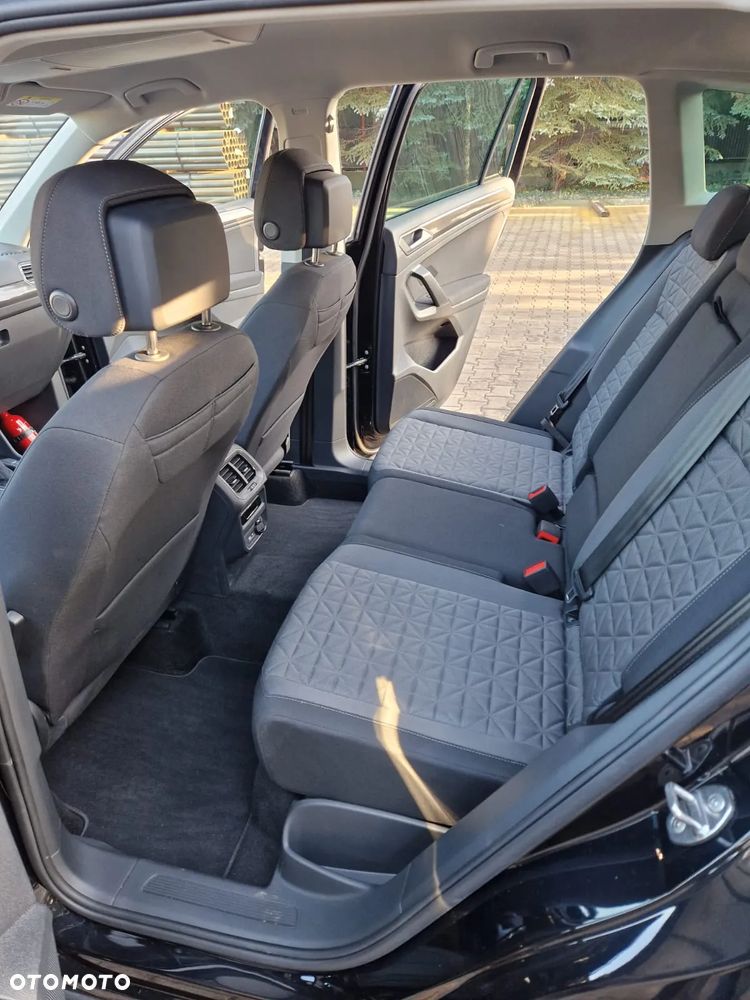 Volkswagen Tiguan - 21