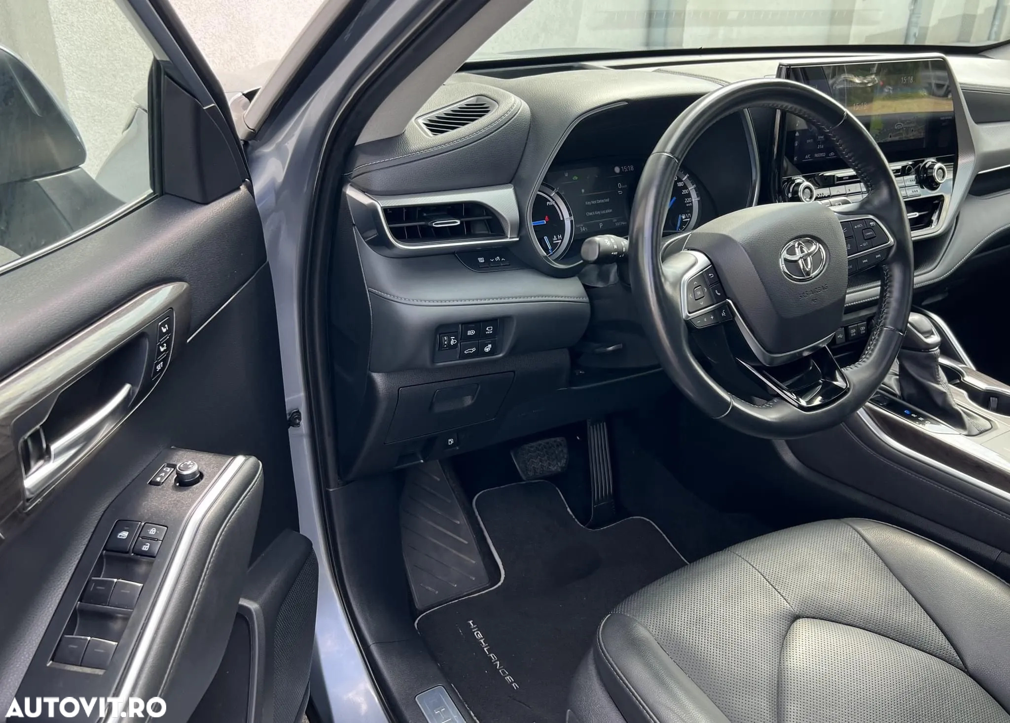 Toyota Highlander 2.5 L Hybrid Dynamic Force 248CP Dynamic Pearly - 17