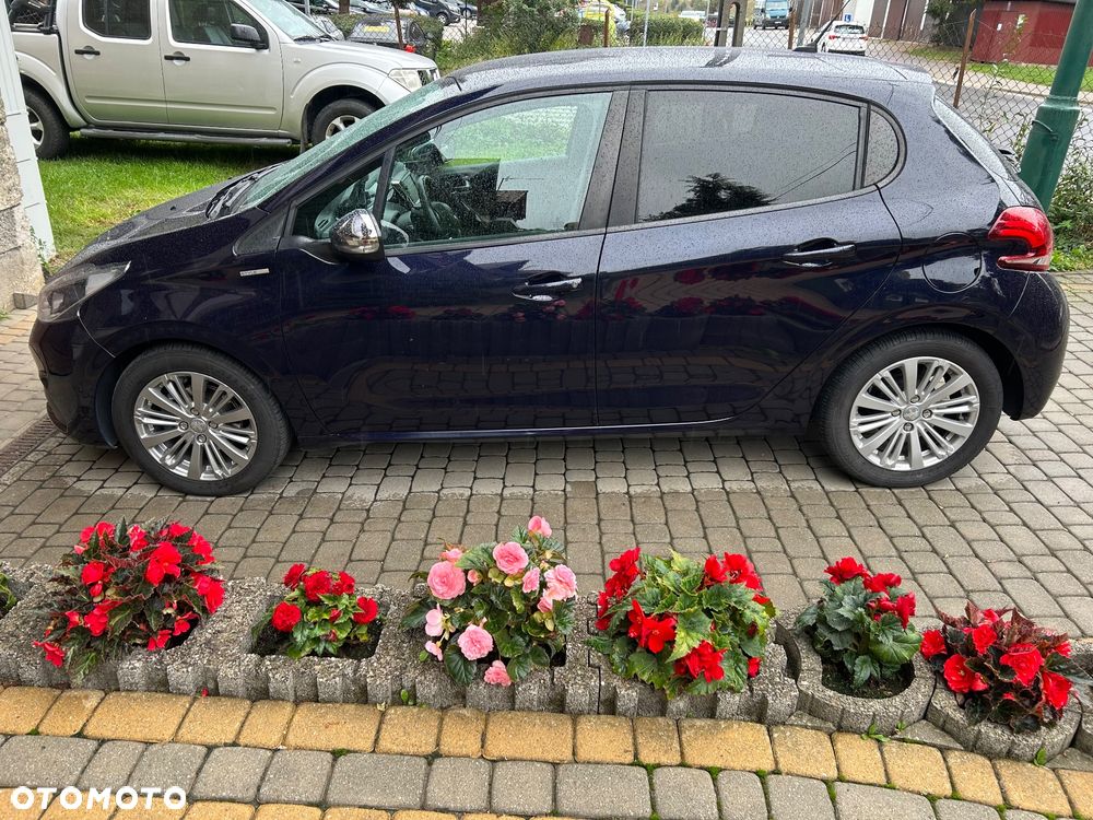Peugeot 208 - 7