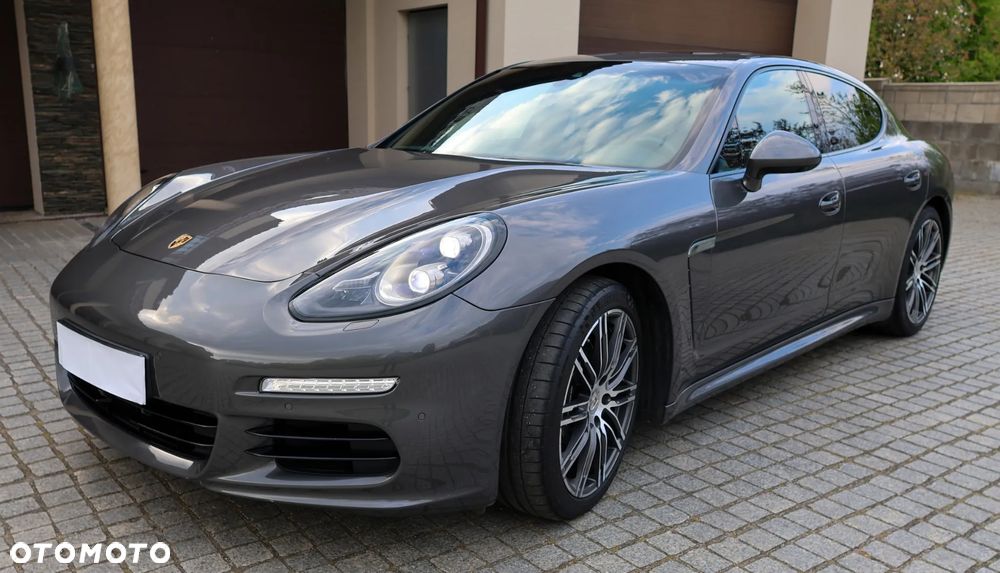 Porsche Panamera Diesel - 1