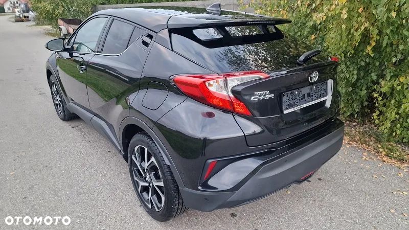 Toyota C-HR 1.2 Turbo Team Deutschland - 6