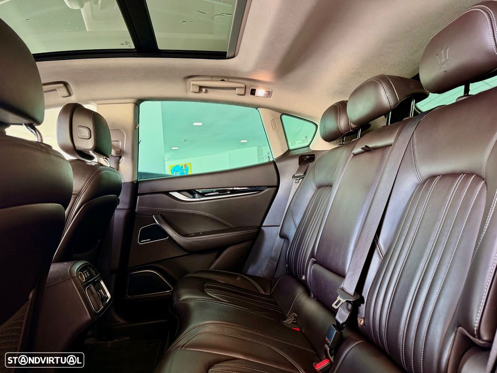 Maserati Levante - 17