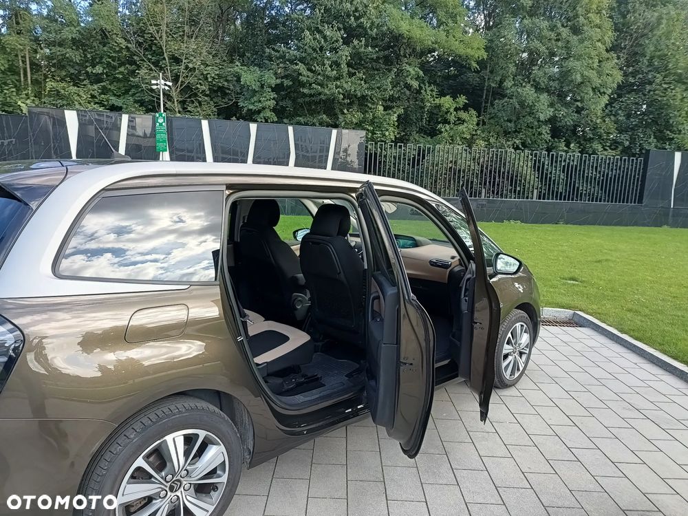 Citroën C4 Grand Picasso - 25