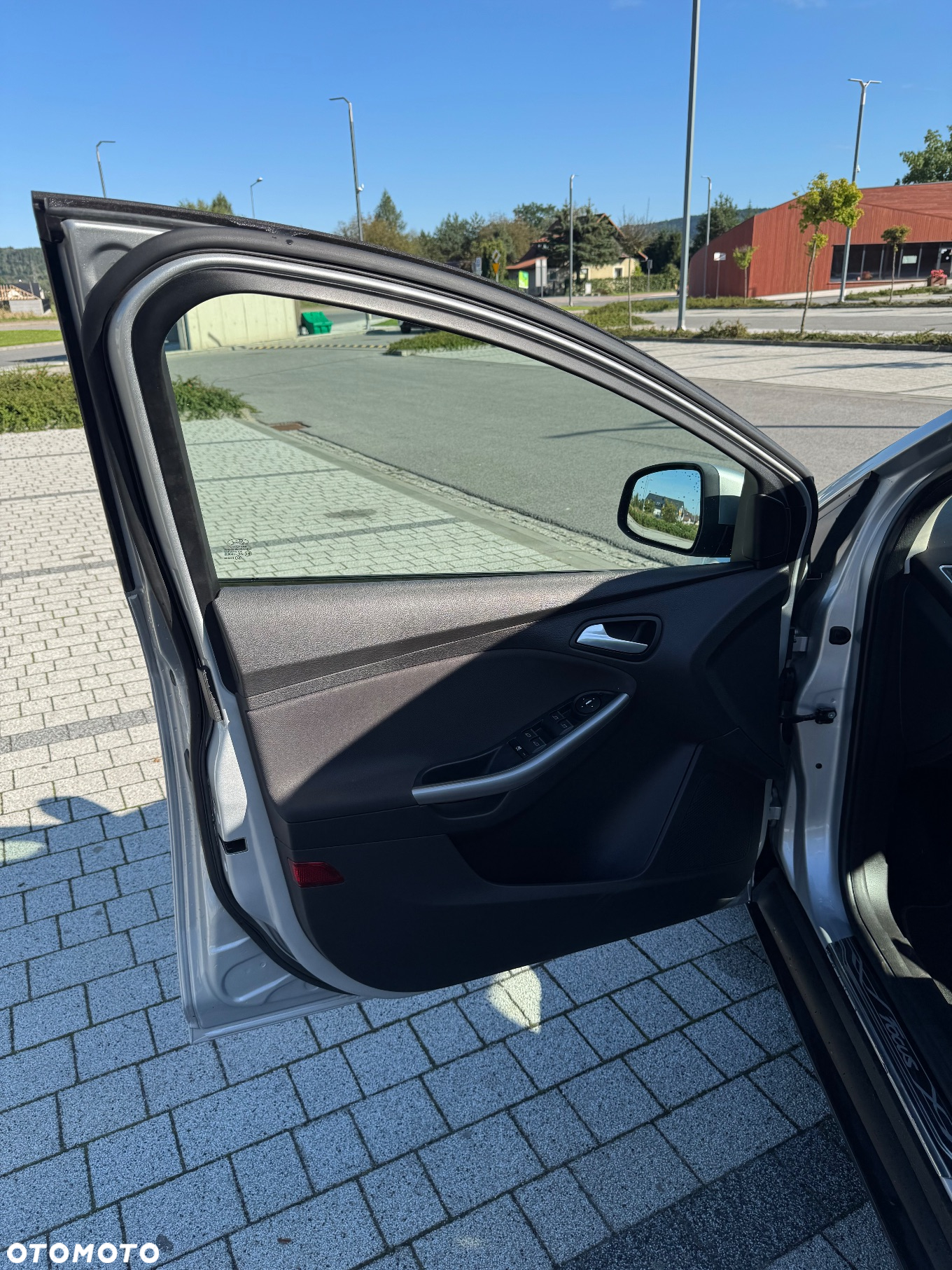 Ford Focus Turnier 1.0 EcoBoost Start-Stopp-System SYNC Edition - 20