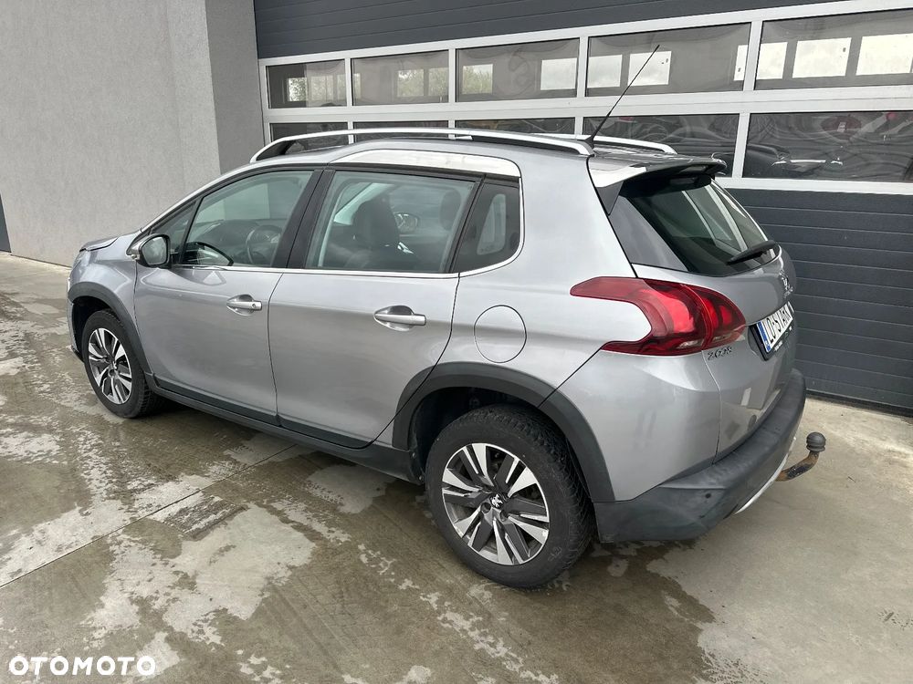 Peugeot 2008 1.6 BlueHDi Allure - 3