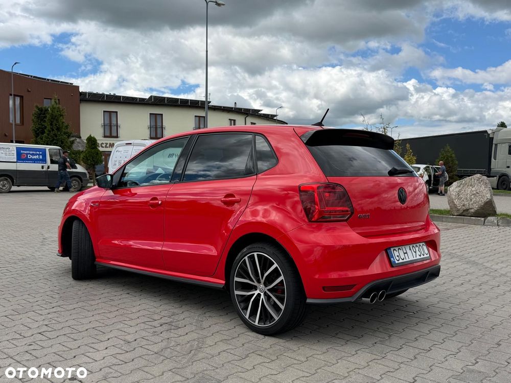 Volkswagen Polo 1.8 TSI BMT GTI DSG - 4