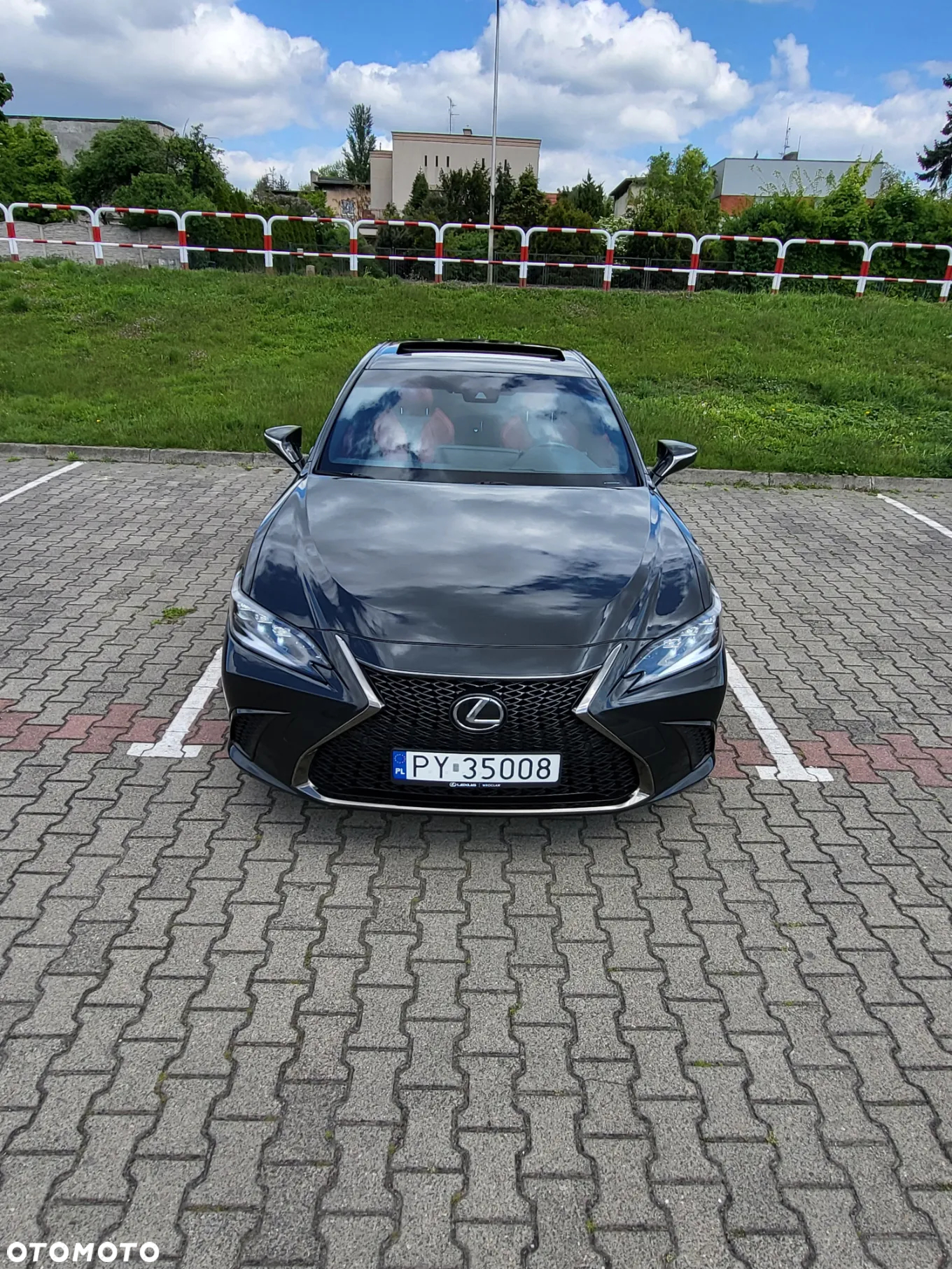Lexus ES 300h F Sport - 3