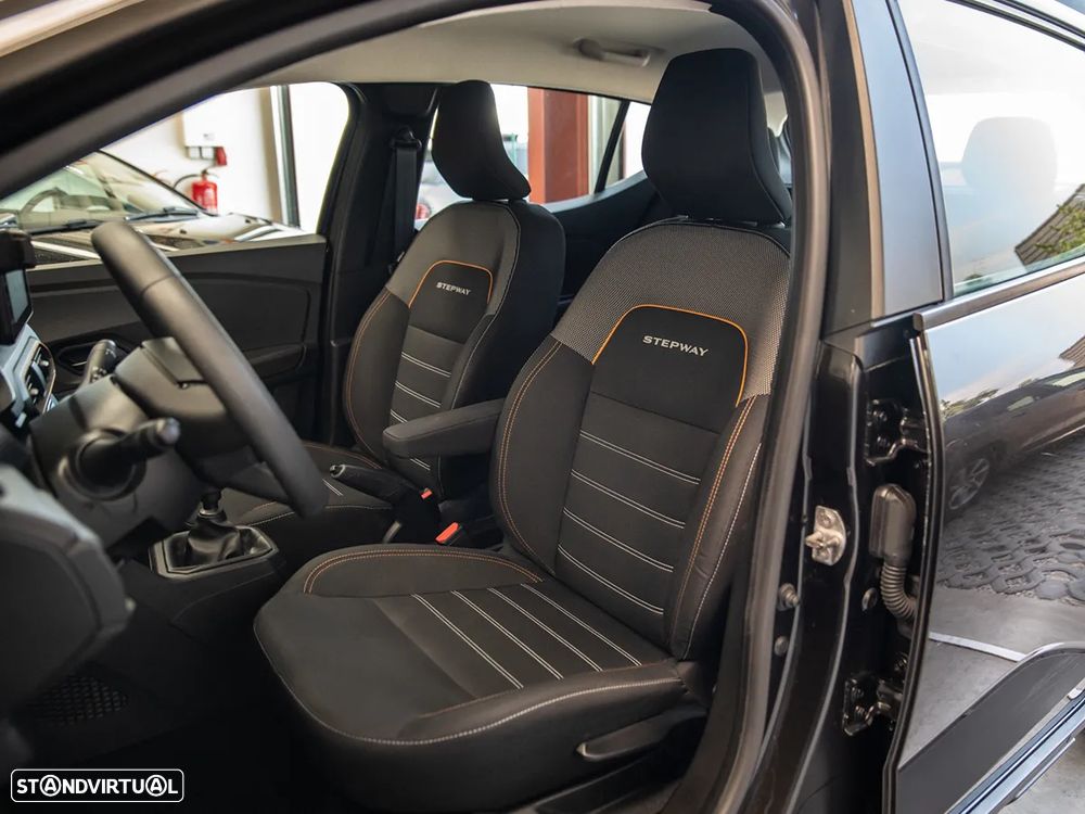 Dacia Sandero - 12