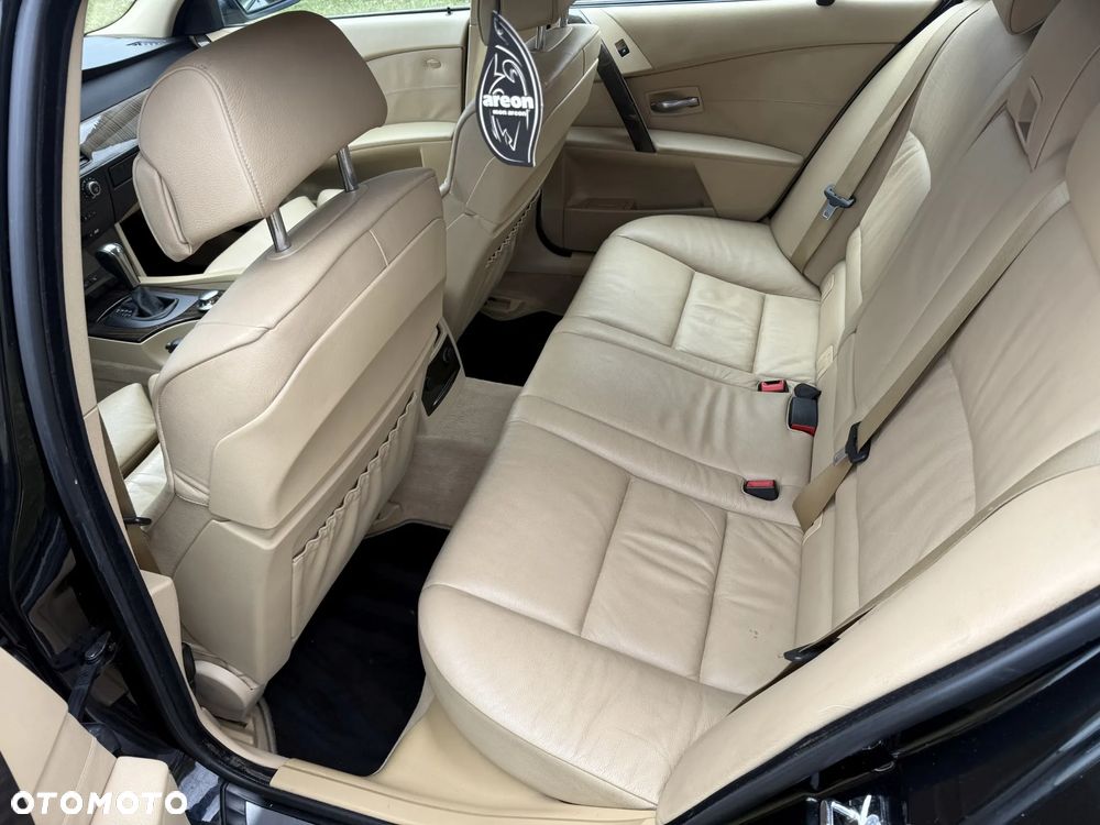 BMW Seria 5 530i - 15