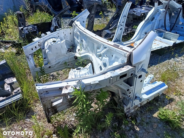 Mercedes 167 przód ćwiartka podłużnica prawa lewa suv