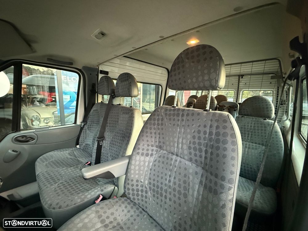 Ford Transit 330M 2.2 TDCi Trend Antepara Média-T.Médio - 8