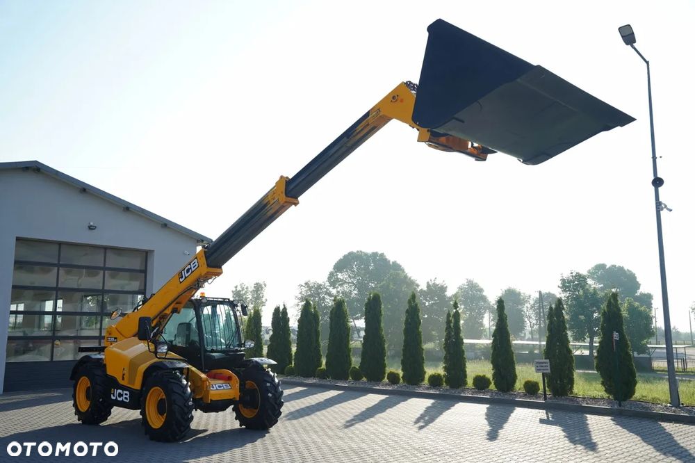 JCB 535-95 / ŁADOWARKA TELESKOPOWA / ŁYZKA / WIDŁY / ŁADOWACZ / UDŹWIG 3 500 KG / - 2