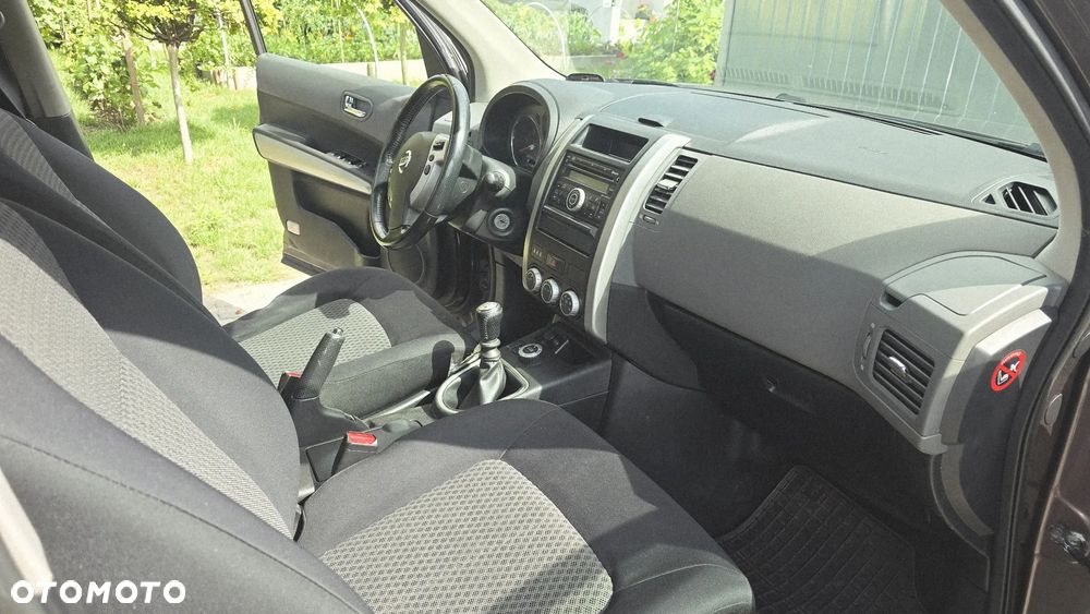 Nissan X-Trail 2.0 dCi LE - 18