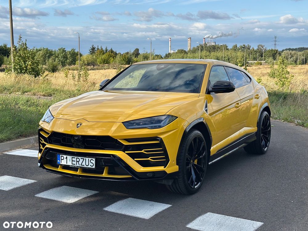 Lamborghini Urus Standard - 1