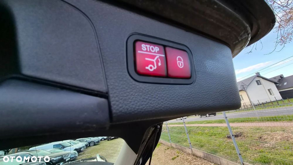 Mercedes-Benz GLC 250 4Matic 9G-TRONIC AMG Line - 26