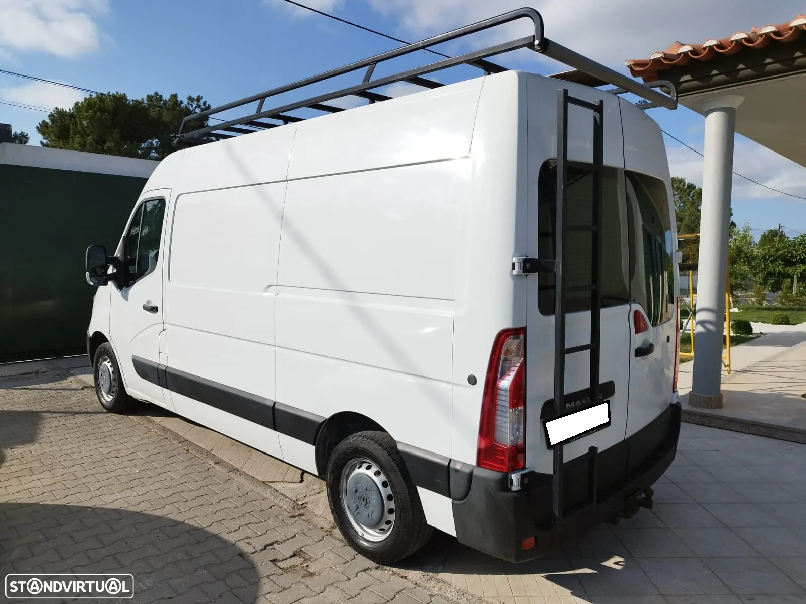 Renault Master 2.3 125 cv L2H2 - 11