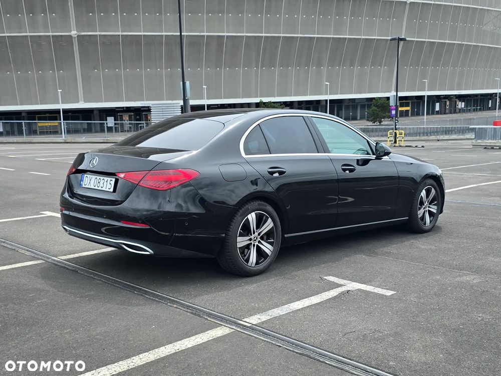 Mercedes-Benz Klasa C 180 mHEV - 3
