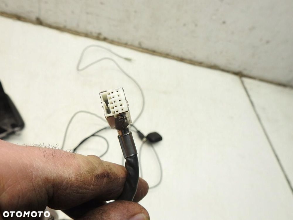 ODTWARZACZ MULTIMEDIALNY MERCEDES W204 A2045405606 - 6