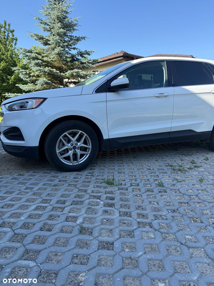 Ford Edge - 11