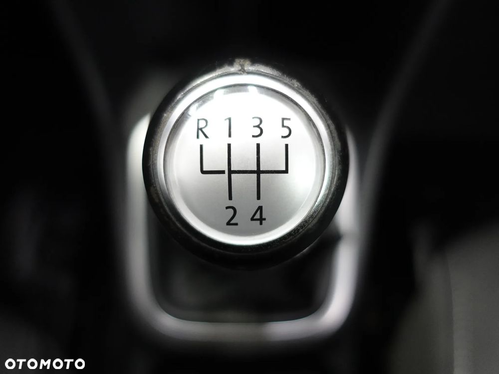 Volkswagen Polo 1.6 TDI Team - 33