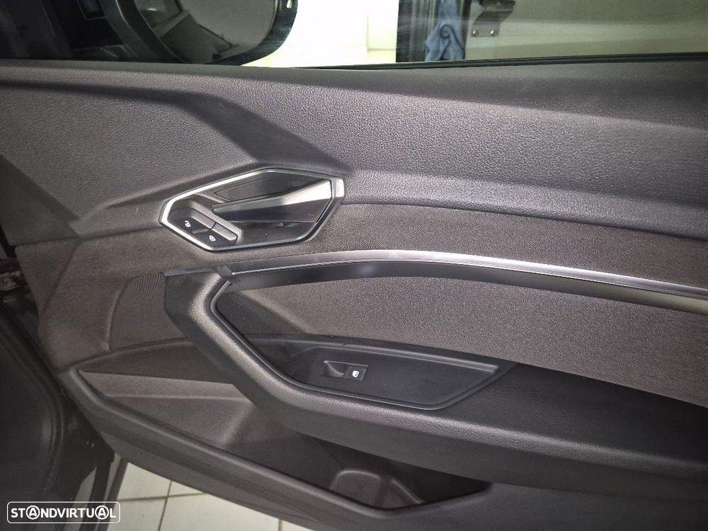 Audi e-tron 55 quattro - 18